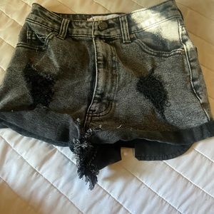 Black jean shorts | Small
